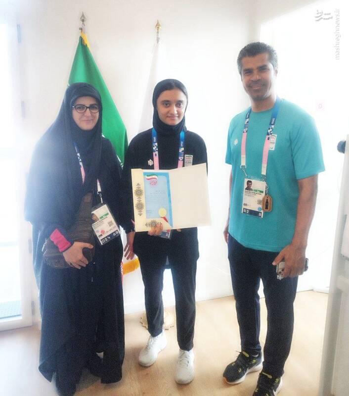 عکس/ اهدای پاداش پارالمپیکیهای پای سکو