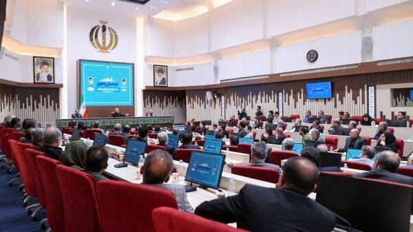 پایان اولین سفر رسمی زیارتی رئیسدولت چهاردهم + عکس 6