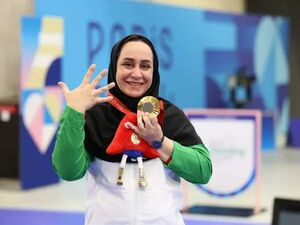 عکس / یک قاب مادر فرزندی بعد از مسابقات پارالمپیک