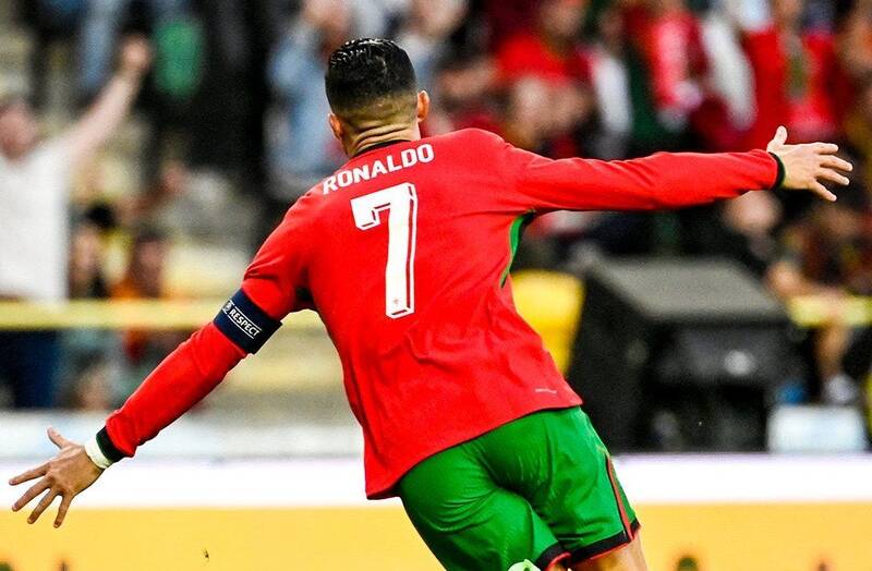جشنواره گل اسپانیا 10 نفره در شب کامبک پرتغال با CR7 2