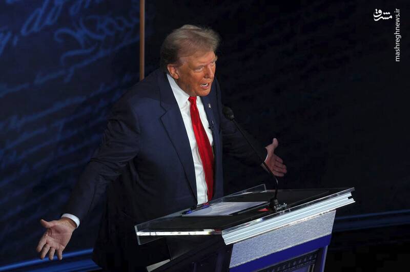 عکس / حاشیههای مناظره ترامپ و هریس 6