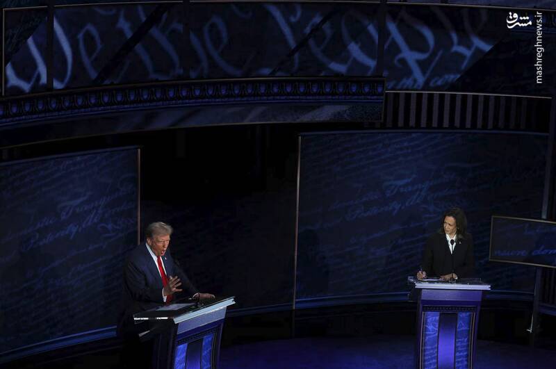 عکس / حاشیههای مناظره ترامپ و هریس 15
