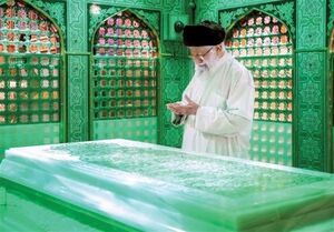 غبارروبی مضجع مطهر امام رضا (ع) با حضور رهبر انقلاب + عکس