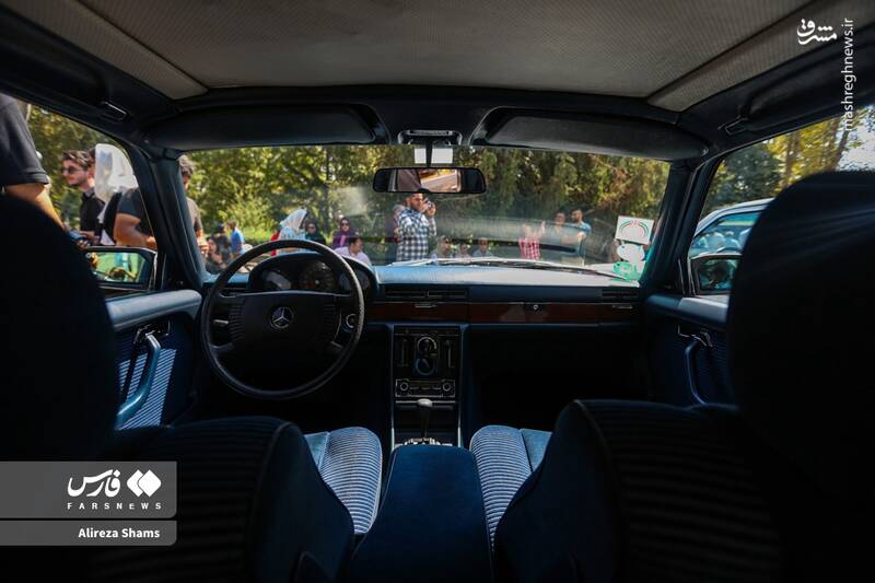 عکس / دورهمی بنزهای کلاسیک در کاخ سعدآباد 15