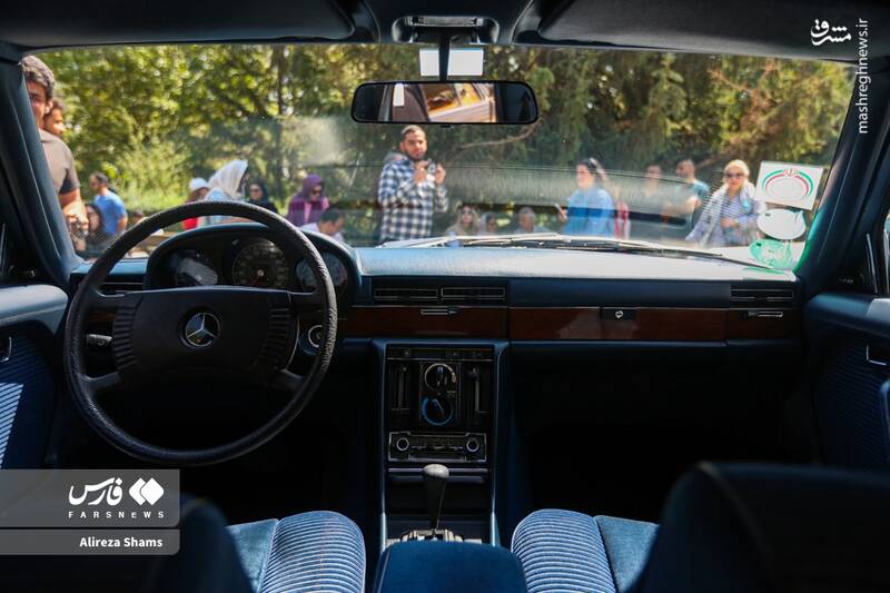 عکس / دورهمی بنزهای کلاسیک در کاخ سعدآباد 9