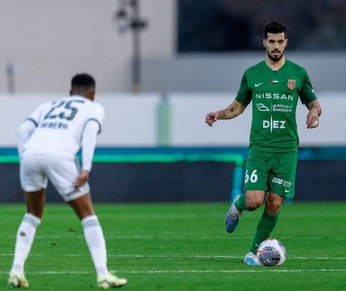 ماجرای خروج عزتاللهی از لیست الاهلی چیست؟