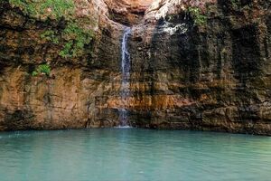 تصویری زیبا از آبشار کشیت گلباف کرمان