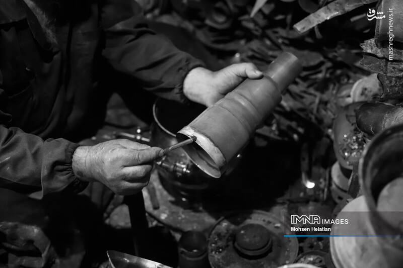 عکس/ پیشهای به جا مانده از روزهای رونق سماور