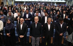 پزشکیان همانی بود که باید می‌بود