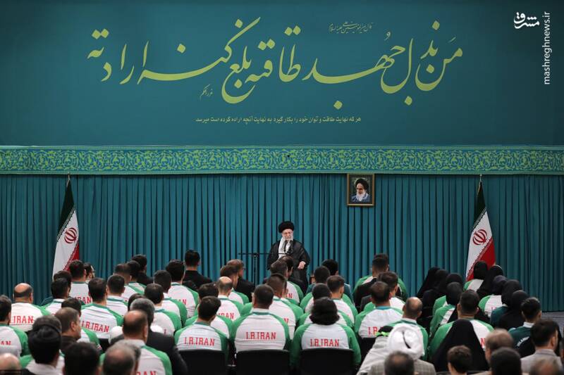 عکس / دیدار ورزشکاران بازیهای المپیک و پارالمپیک با رهبر انقلاب 7