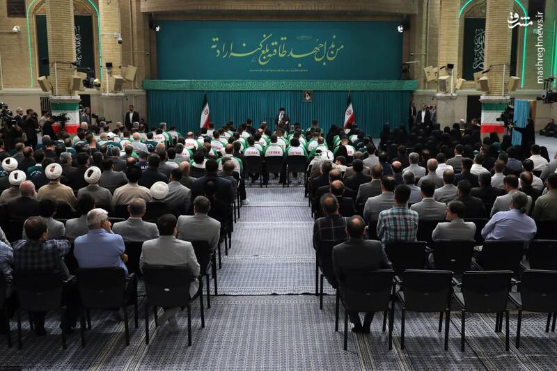 عکس / دیدار ورزشکاران بازیهای المپیک و پارالمپیک با رهبر انقلاب 14