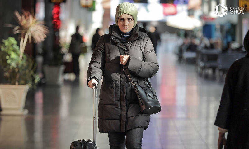 زخم کاری مهدویان به تراژدی شکسپیر / ذوزنقهی عشقی آقا مالک و هلدینگ زنان روانپریش! +عکس