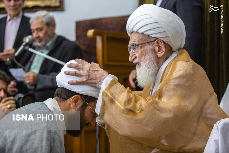 عکس / مراسم عمامه گذاری طلاب در روز میلاد پیامبر اسلام (ص) 31