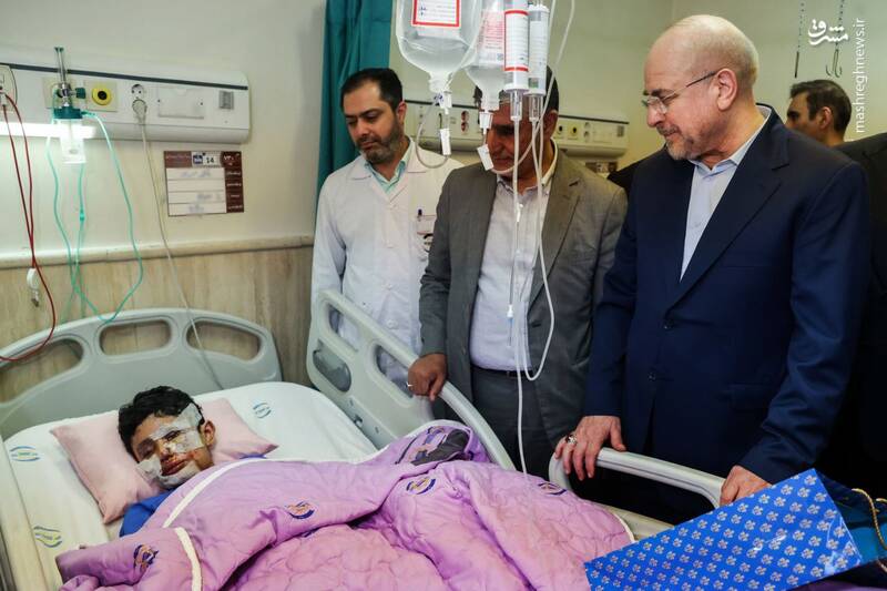 عکس/ عیادت قالیباف از دو کودک مجروحشده در لبنان