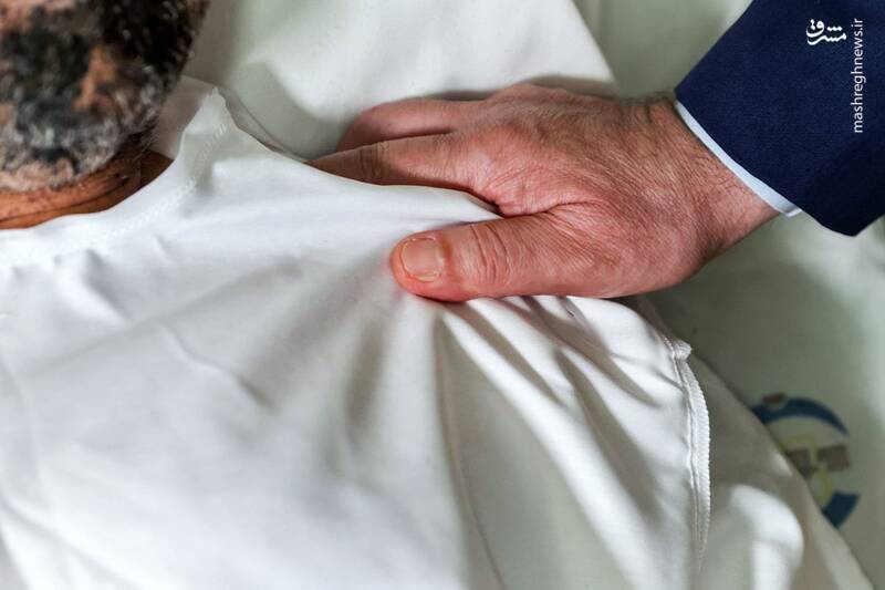 عکس/ عیادت قالیباف از مجروحان حادثه تروریستی بیروت