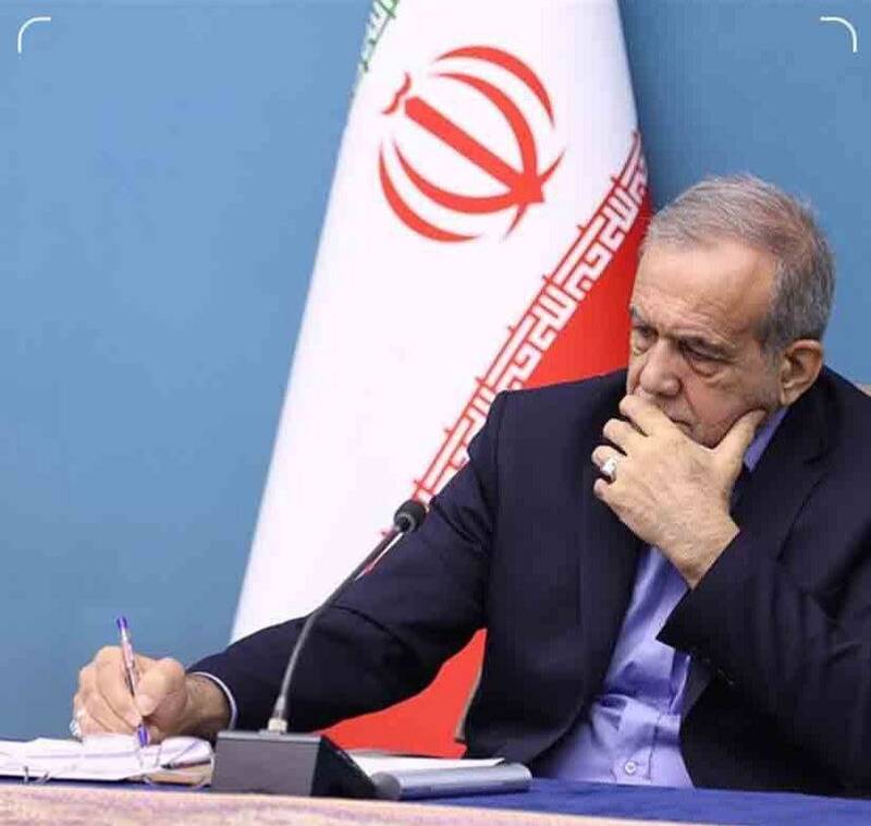 تعداد جانباختگان معدن طبس به ۳۰ نفر رسید/ پیام تسلیت رئیس جمهور/ ۲۲ کارگر گرفتار در بلوک C +عکس و فیلم