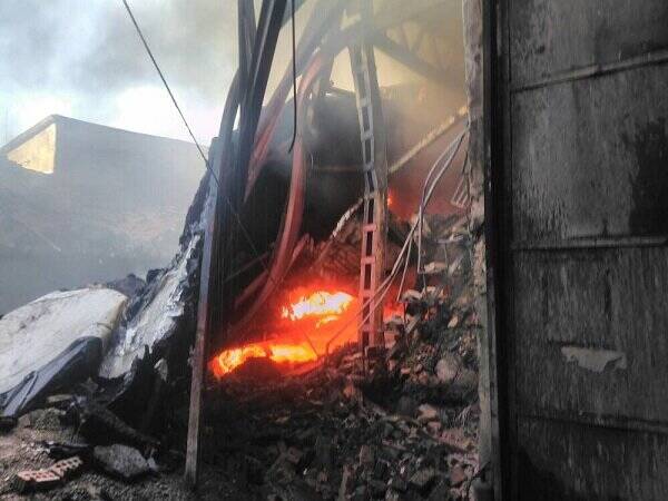 حریق گسترده انبار کالا در خیابان شهید رجایی تهران + فیلم