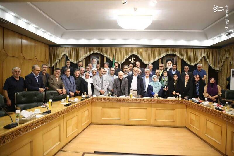 رونمایی از مانیفست اصلاحطلبان پس از روی کار آمدن دولت پزشکیان / تشکیل کمیته سازماندهی آشوبهای خیابانی در جبهه اصلاحات! / رمزگشایی از پیامهای تهدیدآمیز مصطفی تاجزاده از زندان اوین