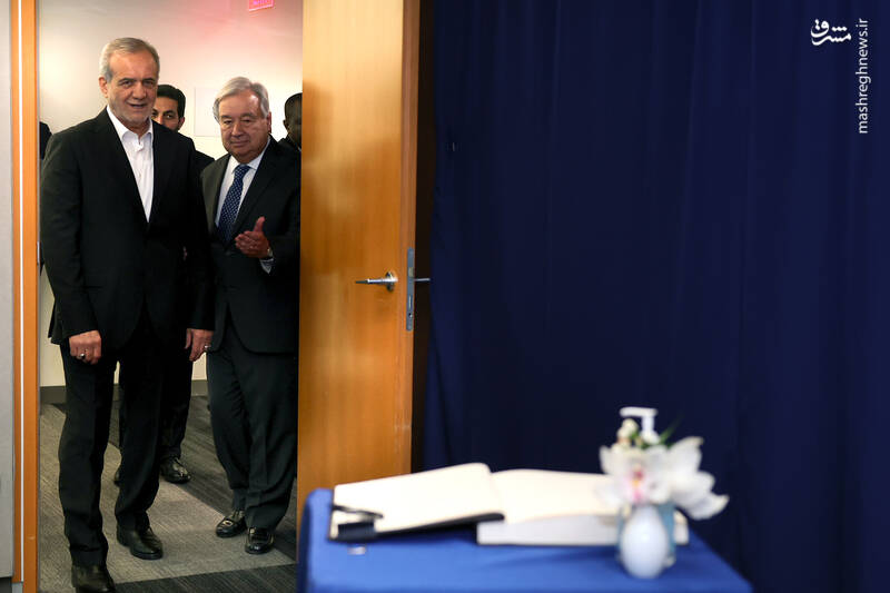 امضا دفتر یادبود سازمان ملل