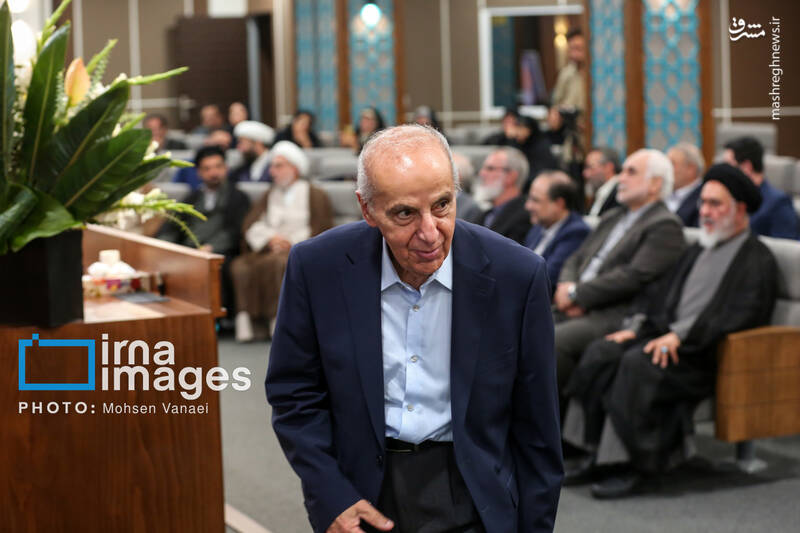 عکس / مراسم بزرگداشت علامه "حسن حسنزاده آملی" 18