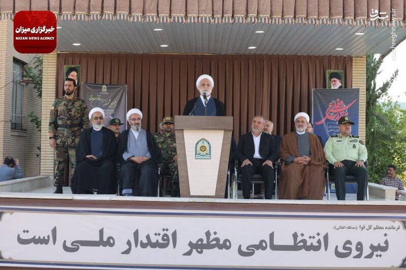 عکس/ ورود حجتالاسلام والمسلمین محسنی اژهای به استان سمنان عکس/ ورود حجتالاسلام والمسلمین محسنی اژهای به استان سمنان