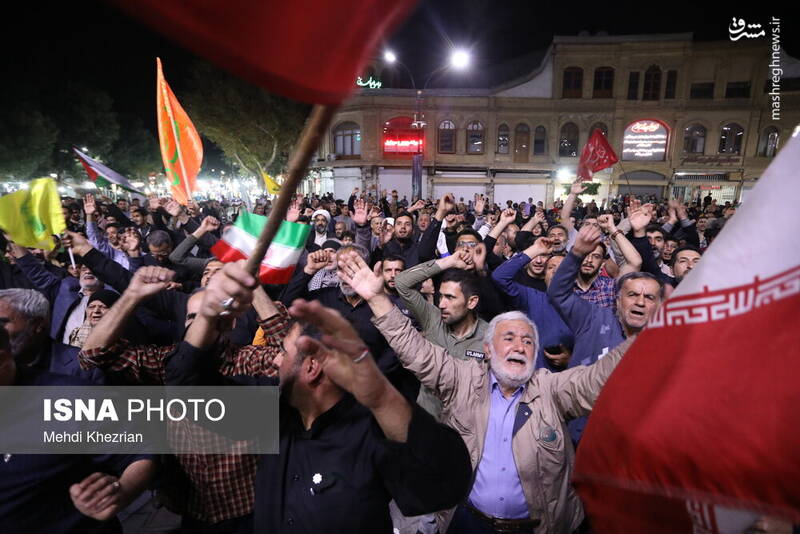 شادی مردم همدان بعد از حمله_ موشکی ایران به رژیم صهیونیستی