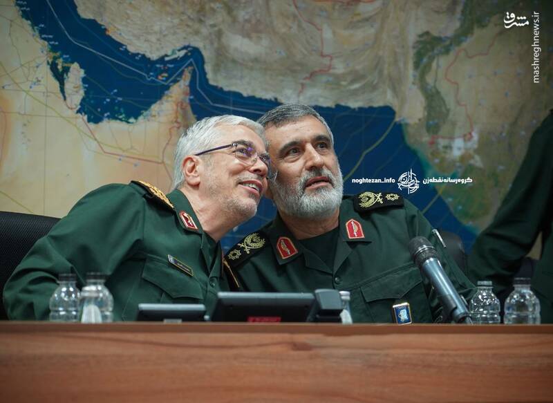 عملیات وعده صادق ۲ سپاه پاسداران علیه سرزمینهای اشغالی/ موشکهای ایرانی با کلاهک خوشهای تل آویو را به آتش کشیدند/ سپاه : قلب اراضی اشغالی را هدف گرفتیم/ پزشکیان: این تنها گوشهای از توان ماست؛ با ایران وارد درگیری نشوید +فیلم و تصاویر