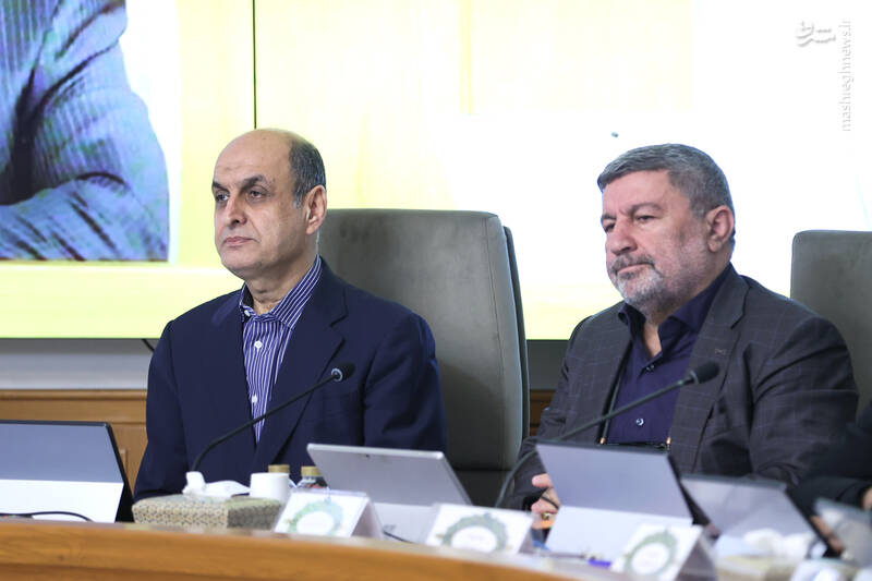 عکس/ اعضای هیئت دولت در جمع خبرنگاران