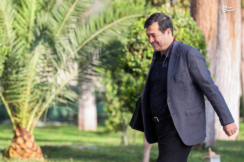 عکس/ اعضای هیئت دولت در جمع خبرنگاران