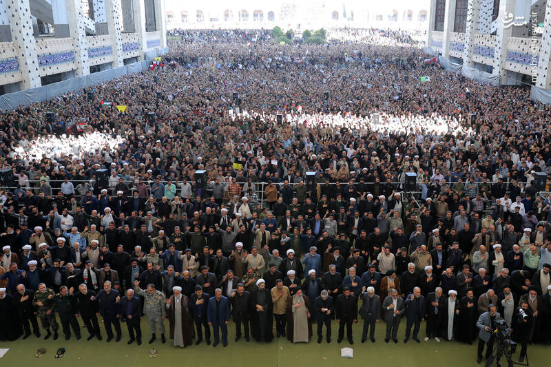 عکس / مراسم بزرگداشت شهید سید حسن نصرالله با حضور رهبر انقلاب 8