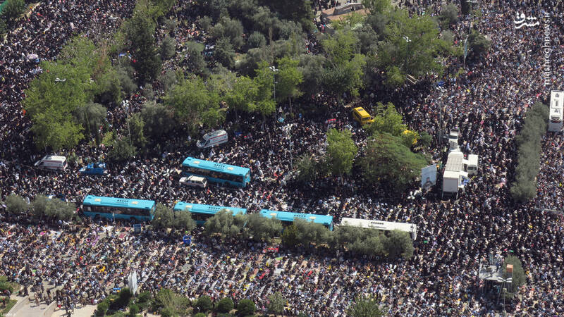 تصاویر هوایی از شکوه حضور مردم در نماز جمعه 5