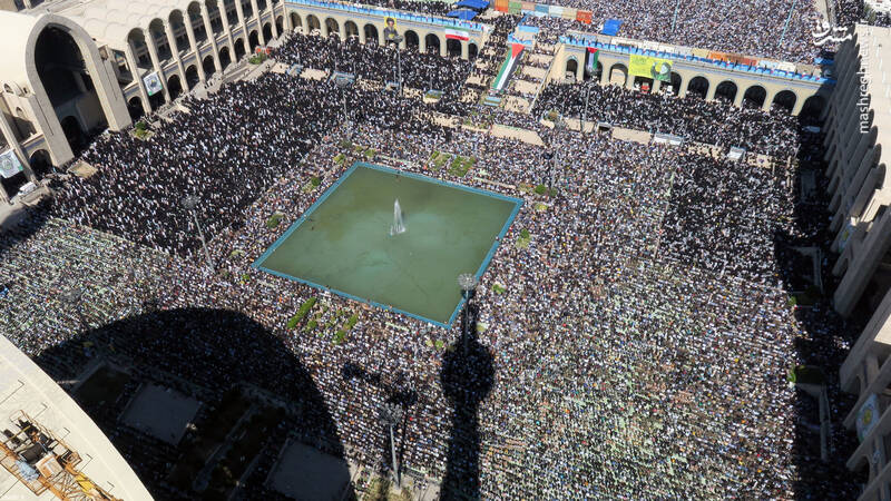 تصاویر هوایی از شکوه حضور مردم در نماز جمعه 4