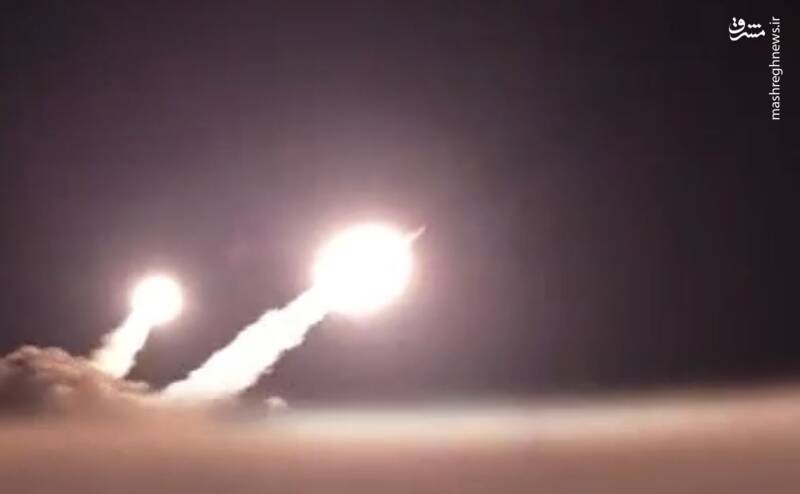 کارخانه صنایع نظامی ارتش اشغالگر هدف حمله قرار گرفت/ وحشیانهترین و مرگبارترین حملات هوایی اسرائیل در ضاحیه بیروت + عکس و فیلم