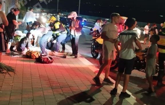 شلیک ۱۵ موشک از لبنان به سمت الجلیل/حزبالله خواب را از چشم صهیونیستهای حیفا گرفت/ رسانه های عبری: ۵ کشته بر اثر اصابت موشک حزب الله به ساختمانی در حیفا +عکس و فیلم