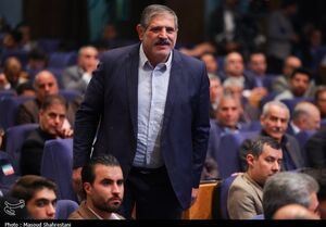 قاسمپور برعکس یزدانی است