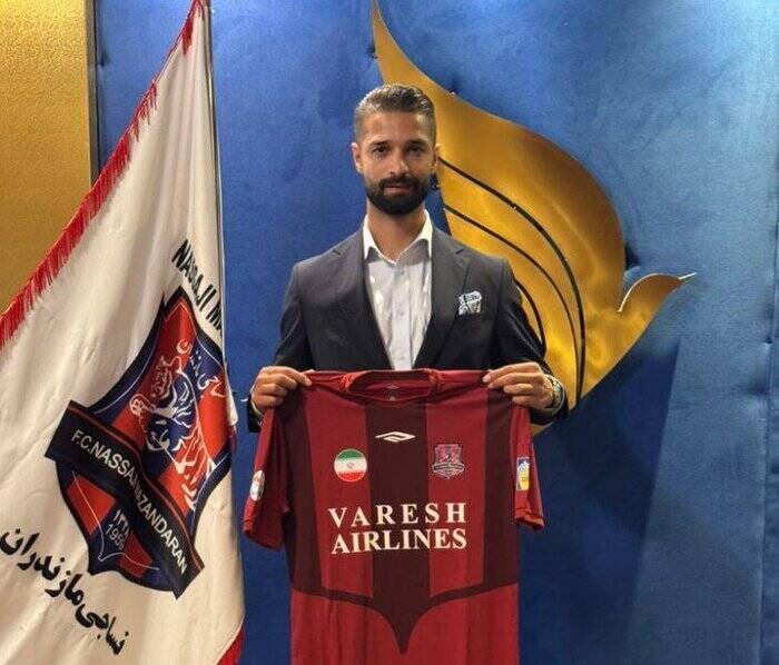 مدافع جنجالی استقلال به نساجی پیوست 2