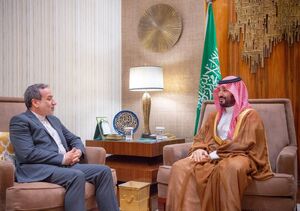 عکس/ دیدار عراقچی با بن سلمان در ریاض