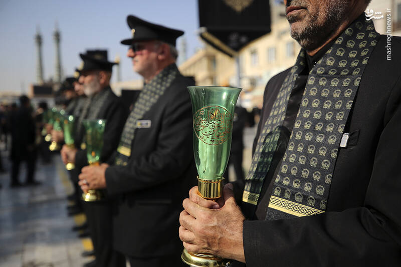 عکس/ دسته عزای خادمان حرم مطهر در روز شهادت حضرت معصومه(س)