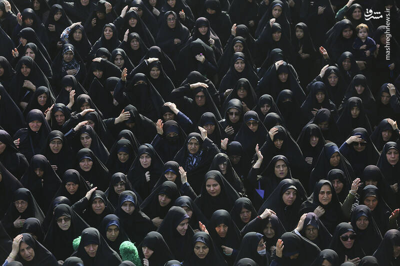 عکس/ دسته عزای خادمان حرم مطهر در روز شهادت حضرت معصومه(س)