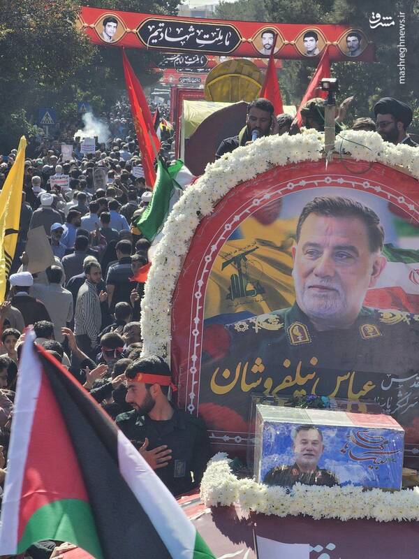 عکس/ مراسم تشییع شهید نیلفروشان در اصفهان