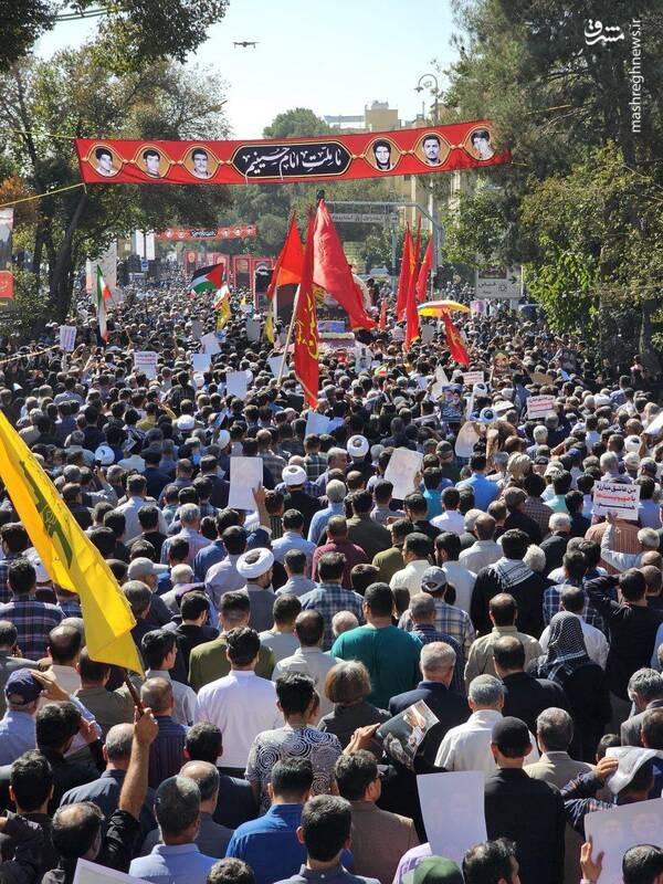 عکس/ مراسم تشییع شهید نیلفروشان در اصفهان