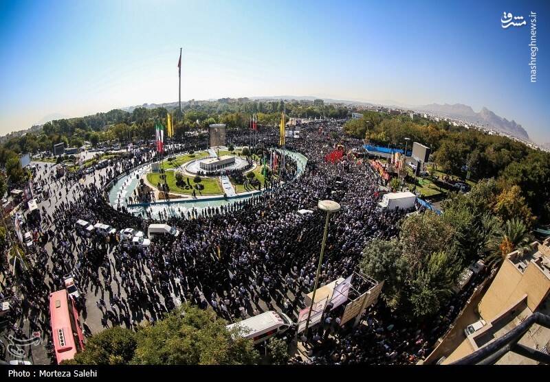 عکس/ مراسم تشییع شهید نیلفروشان در اصفهان