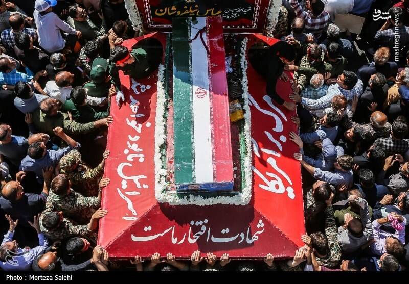 عکس/ مراسم تشییع شهید نیلفروشان در اصفهان