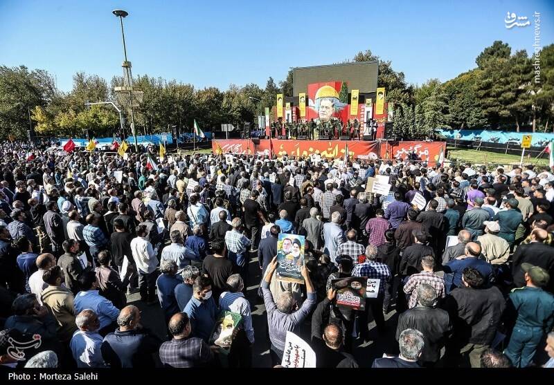 عکس/ مراسم تشییع شهید نیلفروشان در اصفهان