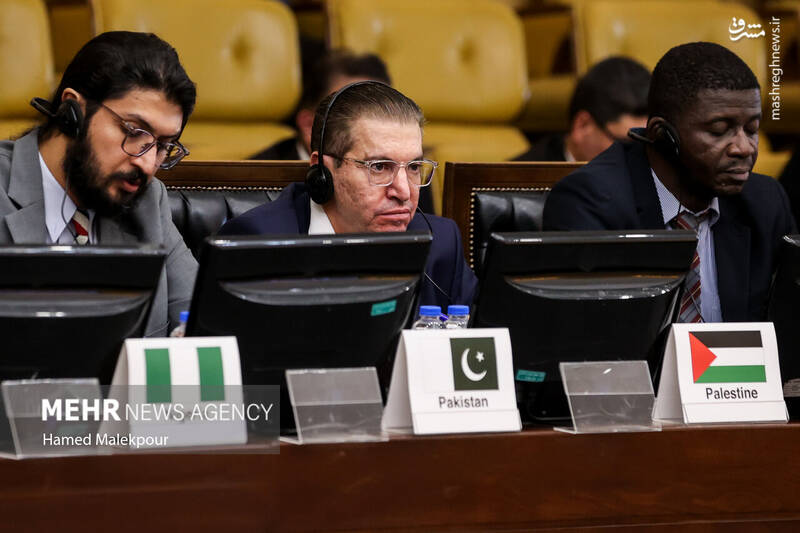 عکس/ نشست مجلس با سفرای کشورهای اسلامی درباره تحولات منطقه