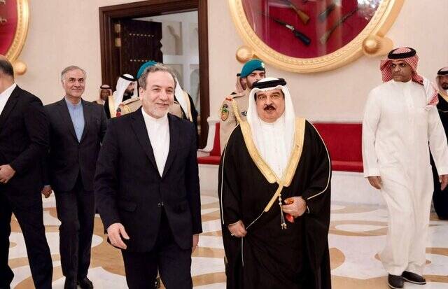 سیانان: کشورهای عربیِ ناامید از آمریکا به ایران نزدیک میشوند