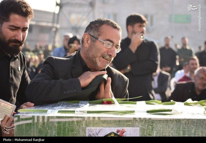 عکس/ وداع مردم گیلان با ۲ شهید امنیت