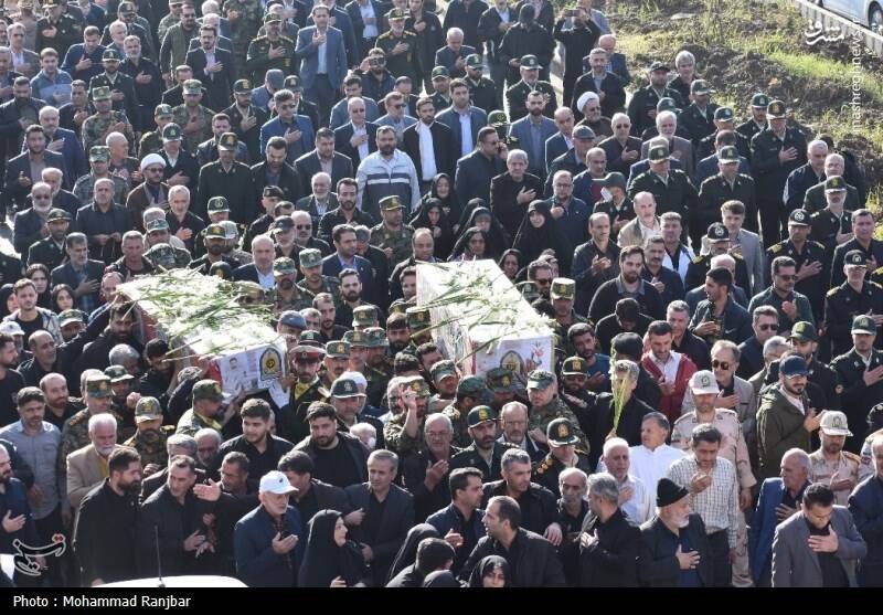 عکس/ وداع مردم گیلان با ۲ شهید امنیت