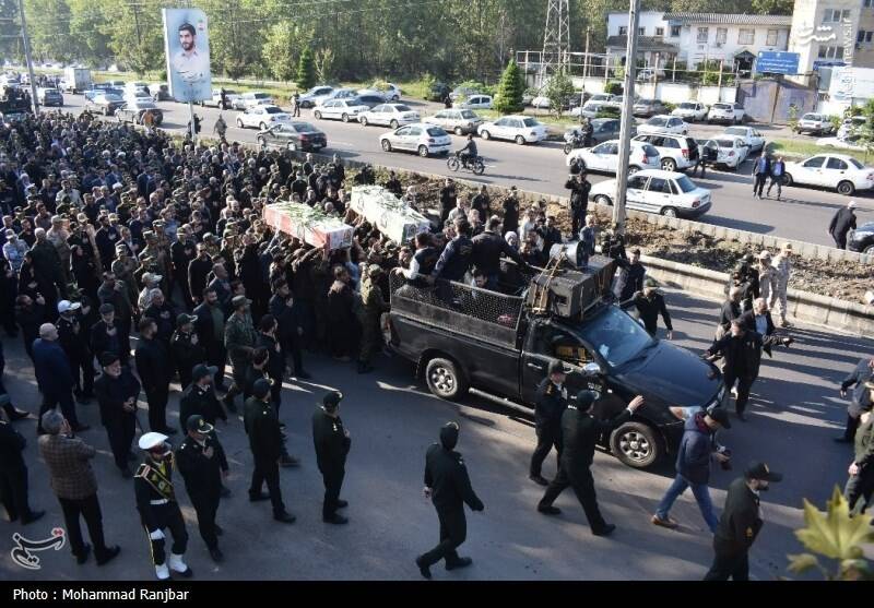 عکس/ وداع مردم گیلان با ۲ شهید امنیت