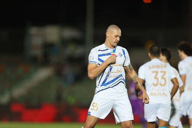 مدافع برزیلی استقلال به بازی با الهلال میرسد